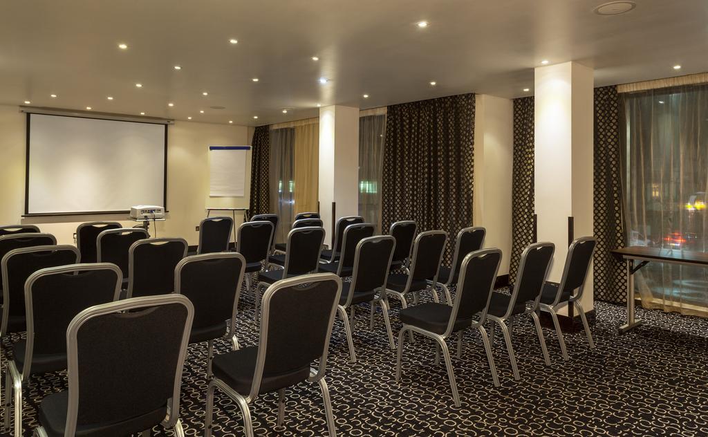 Park Grand Heathrow Hotel Hounslow Luaran gambar